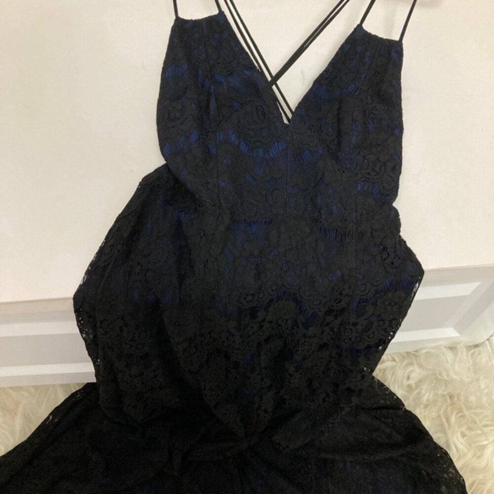 FAME AND PARTNERS The Austin Lace Dress - Picture 6 of 9